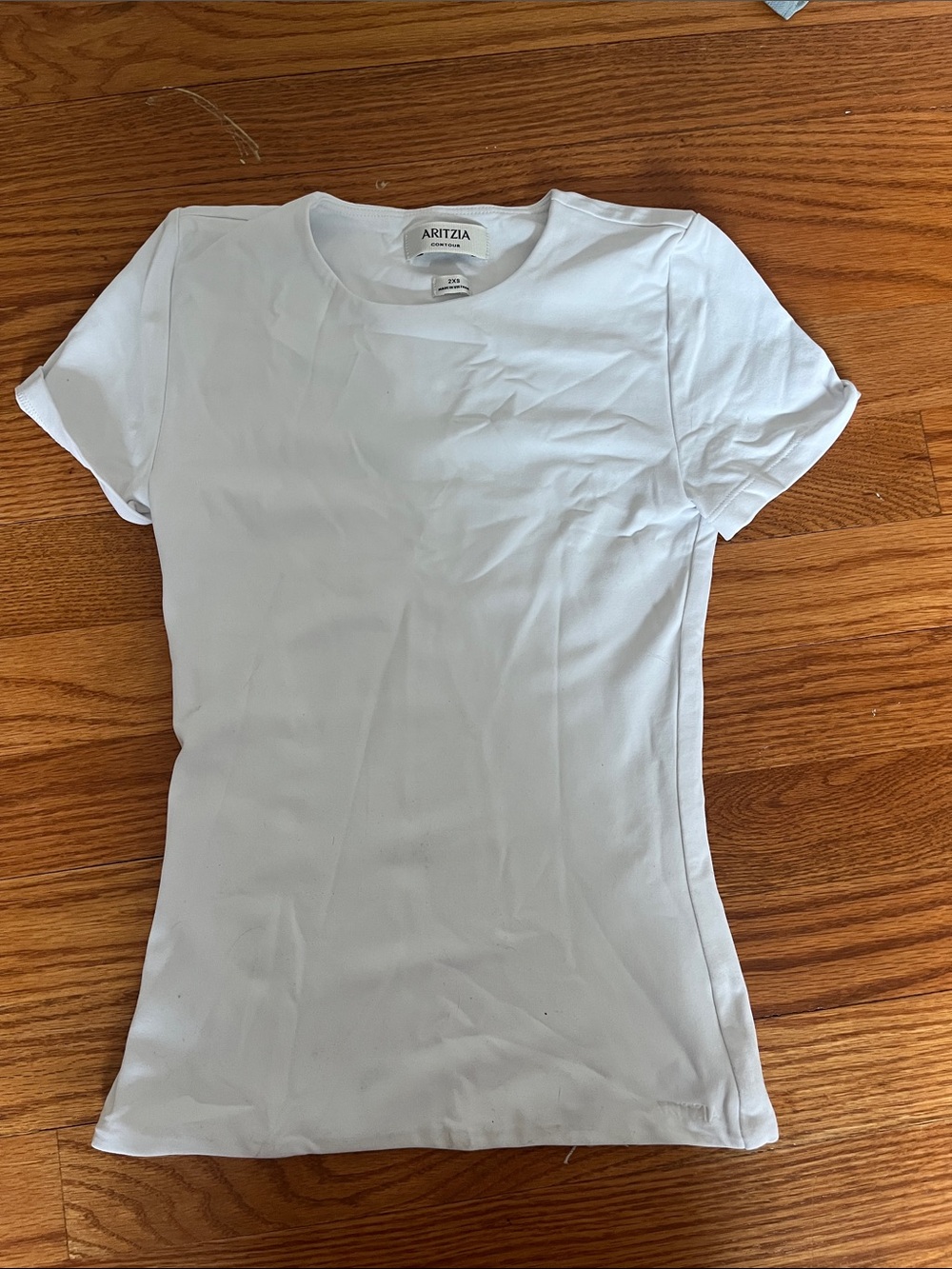 Women’s white long tee